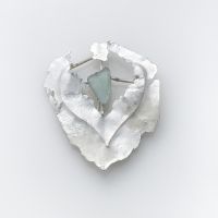 http://www.k-artjewelry.com/files/gimgs/th-125_조성호_상처입은 심장.jpg